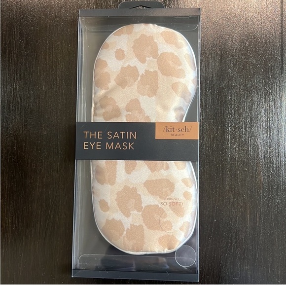 Kitsch Satin Pillowcase & Matching Eye Mask - Picture 8 of 9